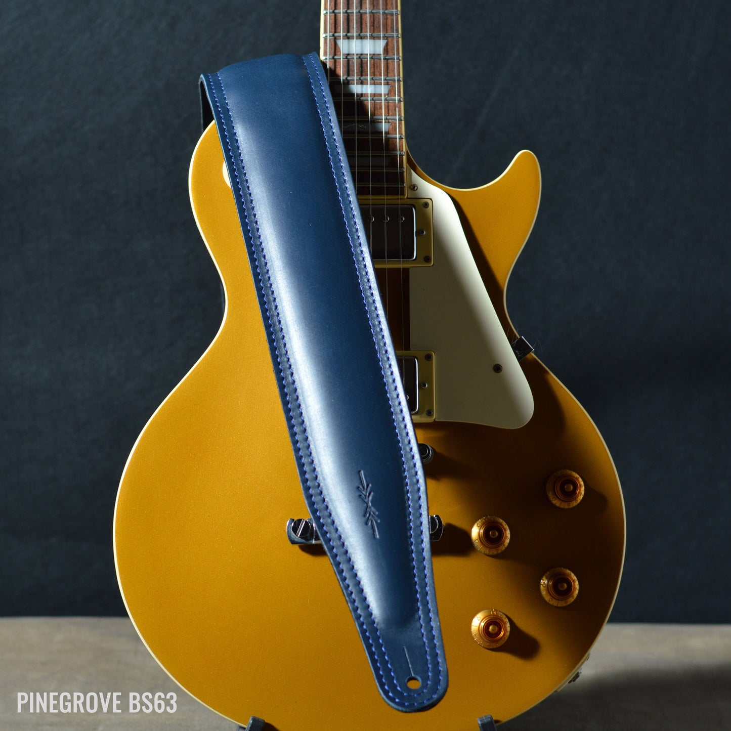 BS63 Wide Padded Guitar Strap - Smooth Leather