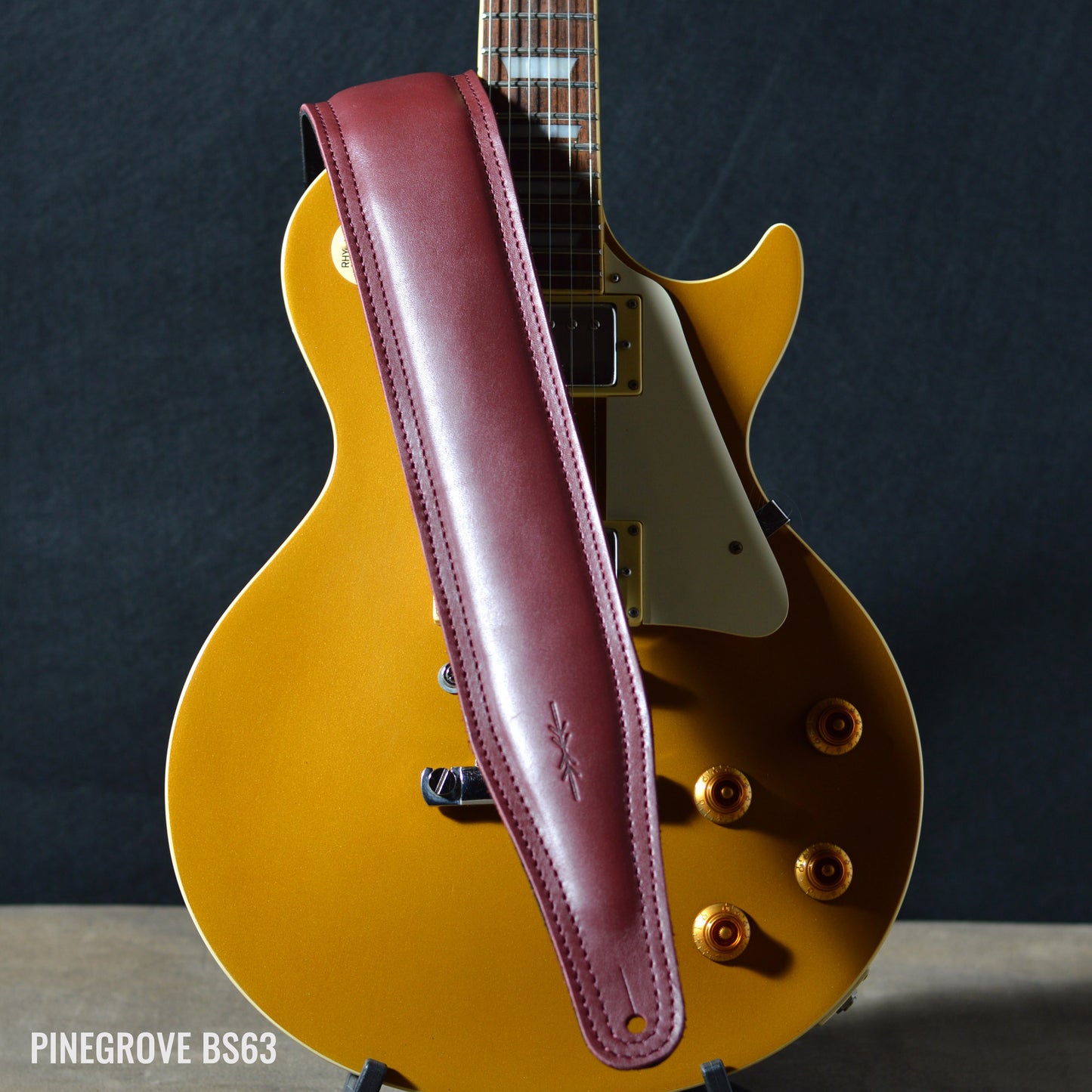 BS63 Wide Padded Guitar Strap - Smooth Leather