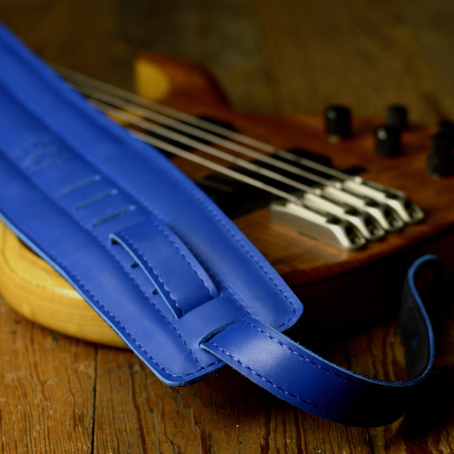 BS64 4"/100mm Bass Guitar Strap - Smooth Leather