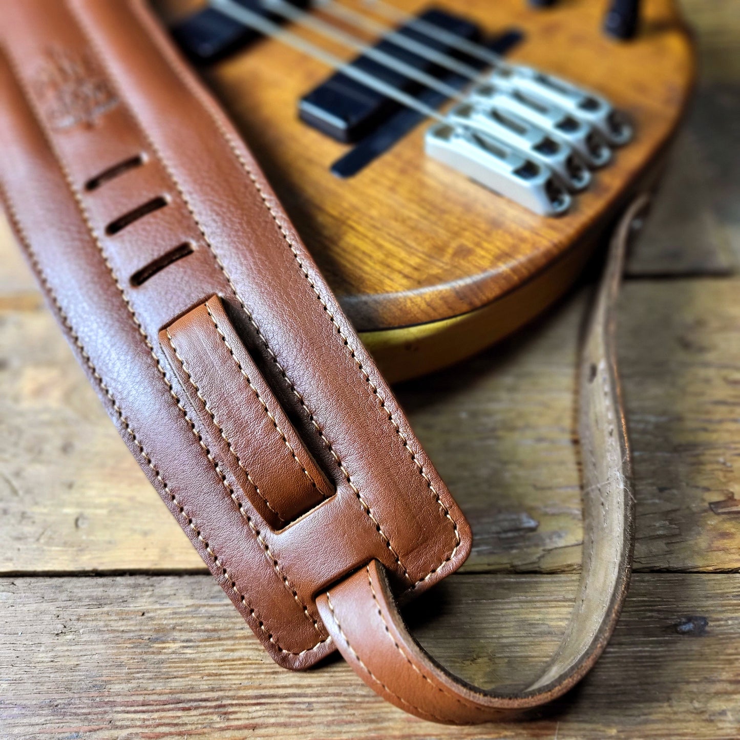 BS64 4"/100mm Bass Guitar Strap -  Natural Leather
