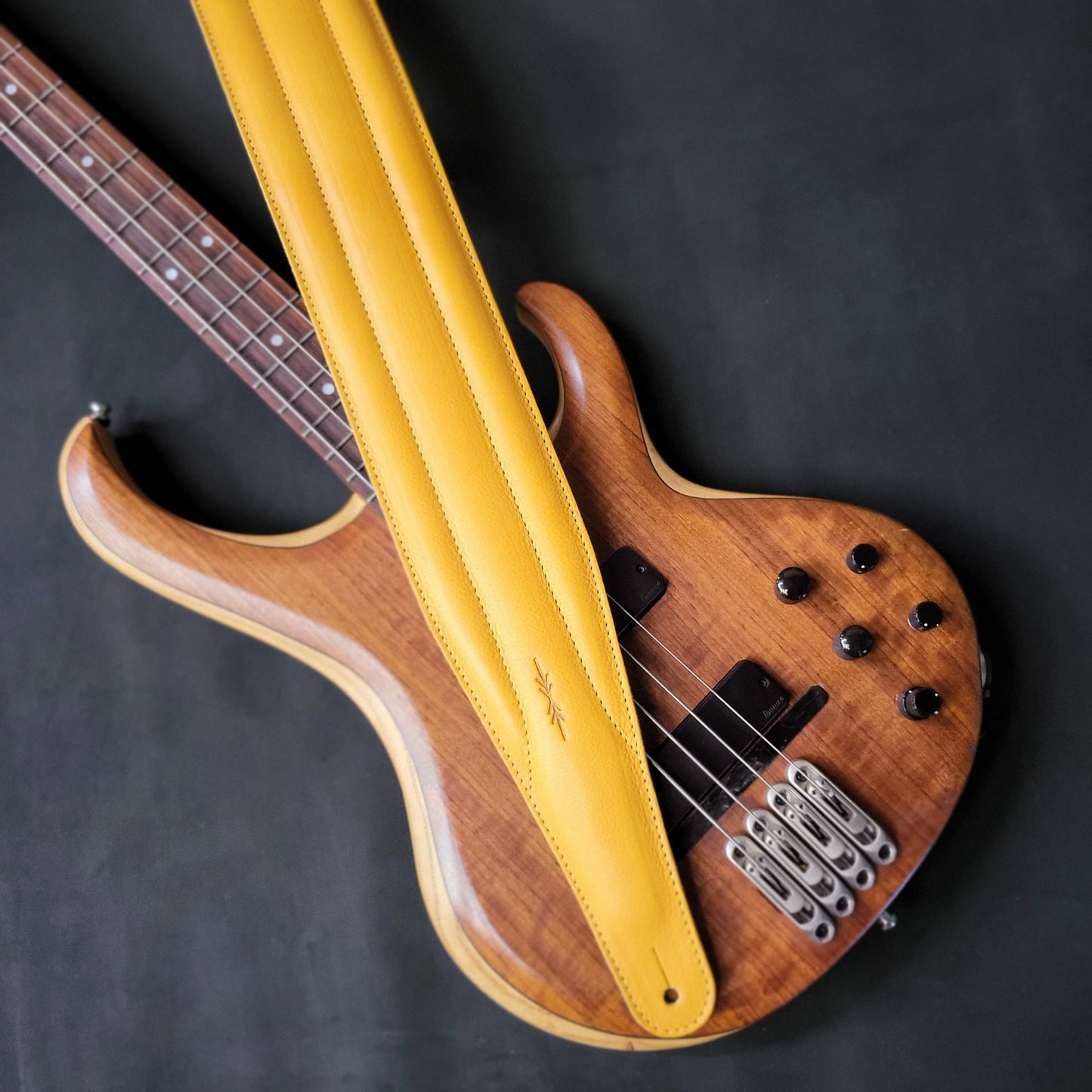 BS64 4"/100mm Bass Guitar Strap -  Natural Leather