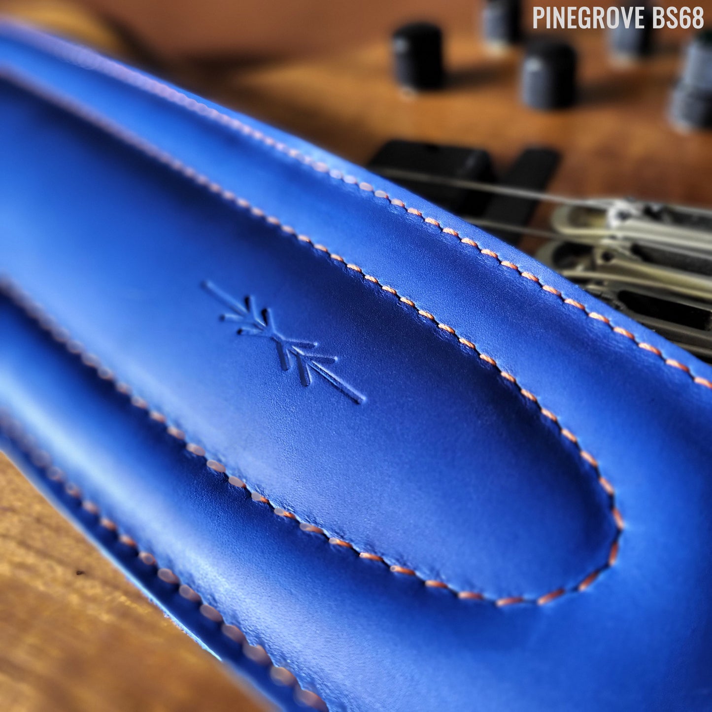BS68 4" Surfboard Bass Guitar Strap - Smooth Leather