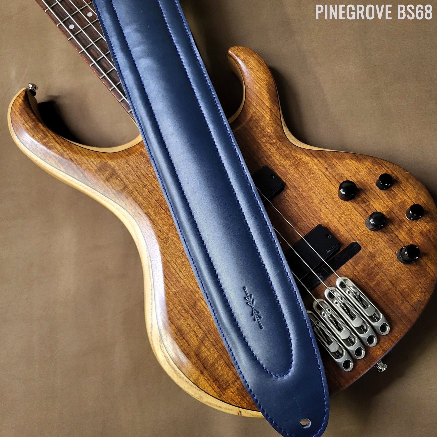 BS68 4" Surfboard Bass Guitar Strap - Smooth Leather