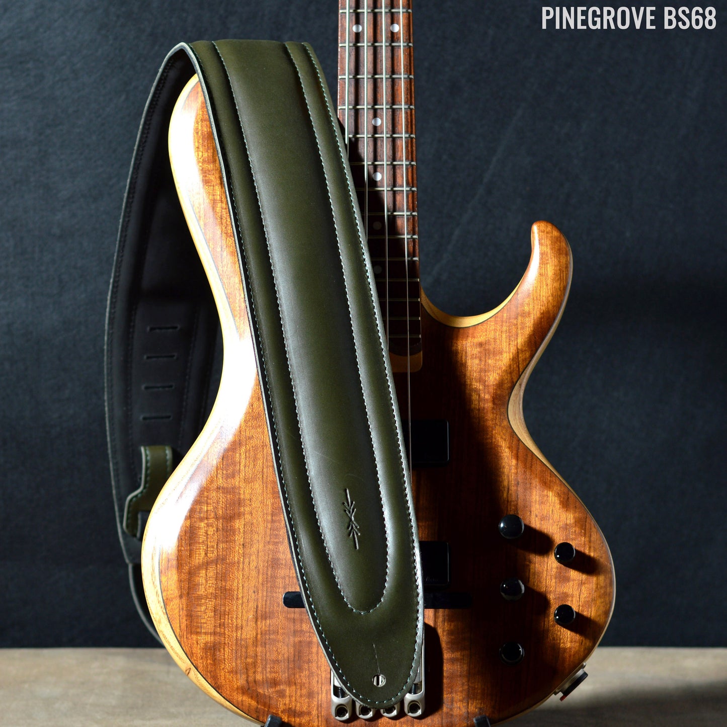BS68 4" Surfboard Bass Guitar Strap - Smooth Leather