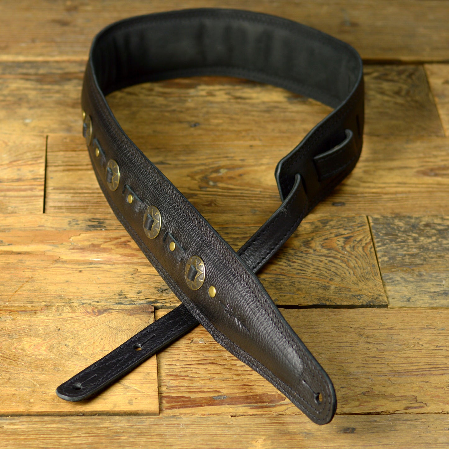 BS73 Western Guitar Strap - Bronze Conchos