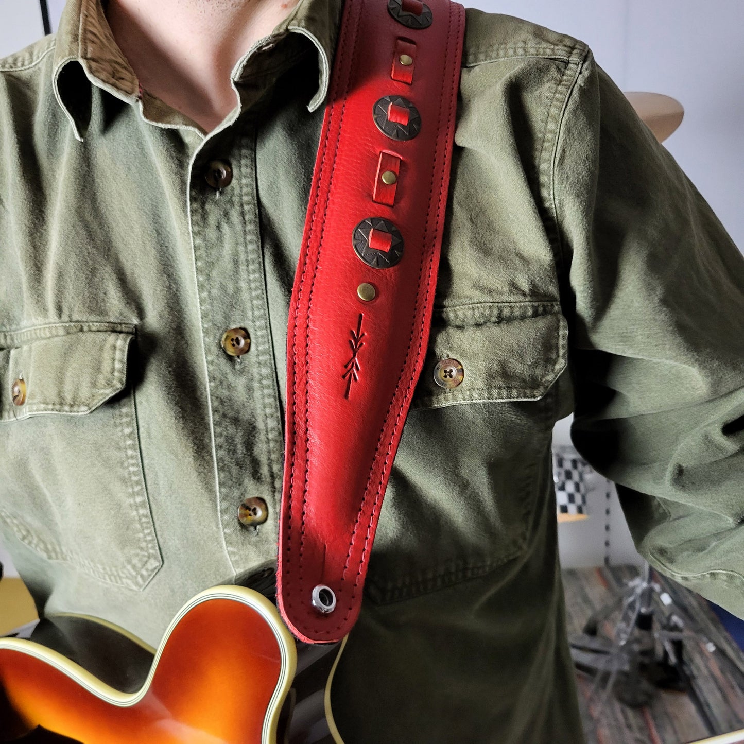 BS73 Western Guitar Strap - Silver Conchos