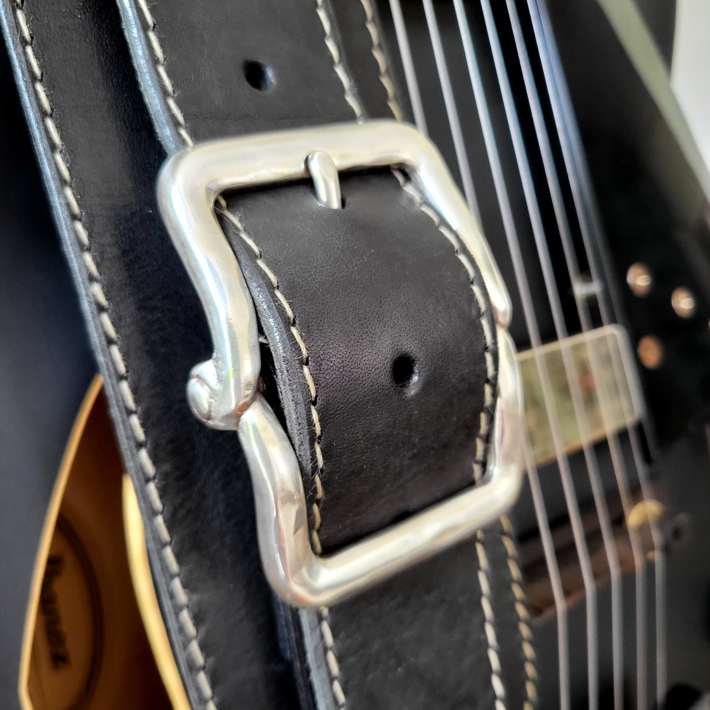 BS79 Guitar Strap With Twister Buckle
