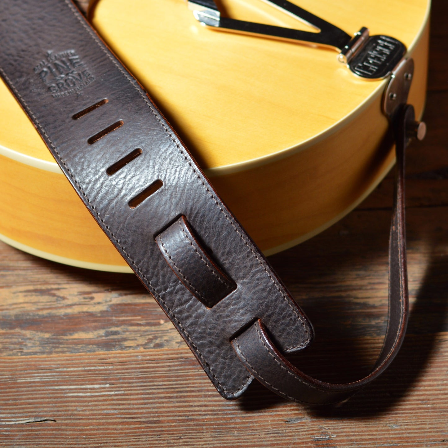 BS79 Guitar Strap With Celtic Buckle