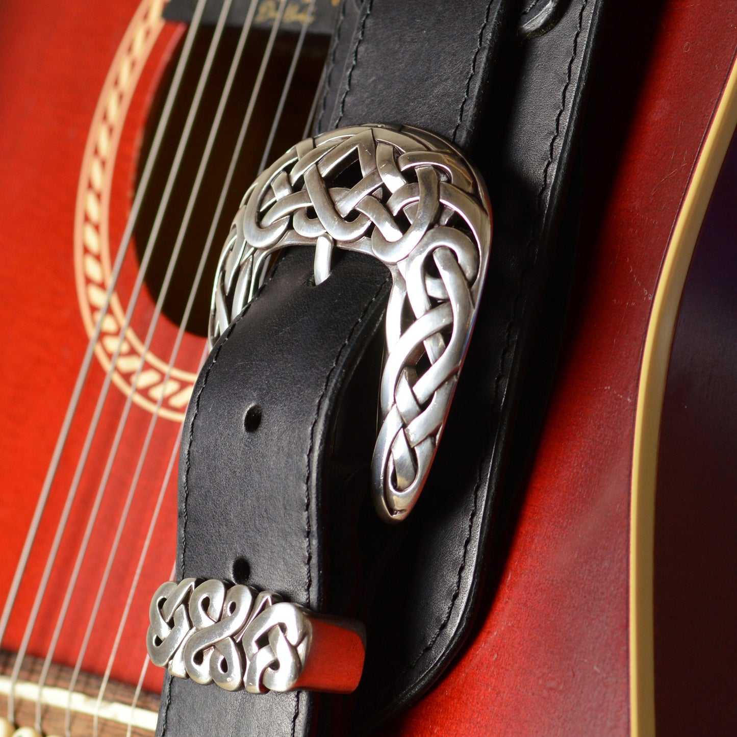 BS79 Guitar Strap With Celtic Buckle