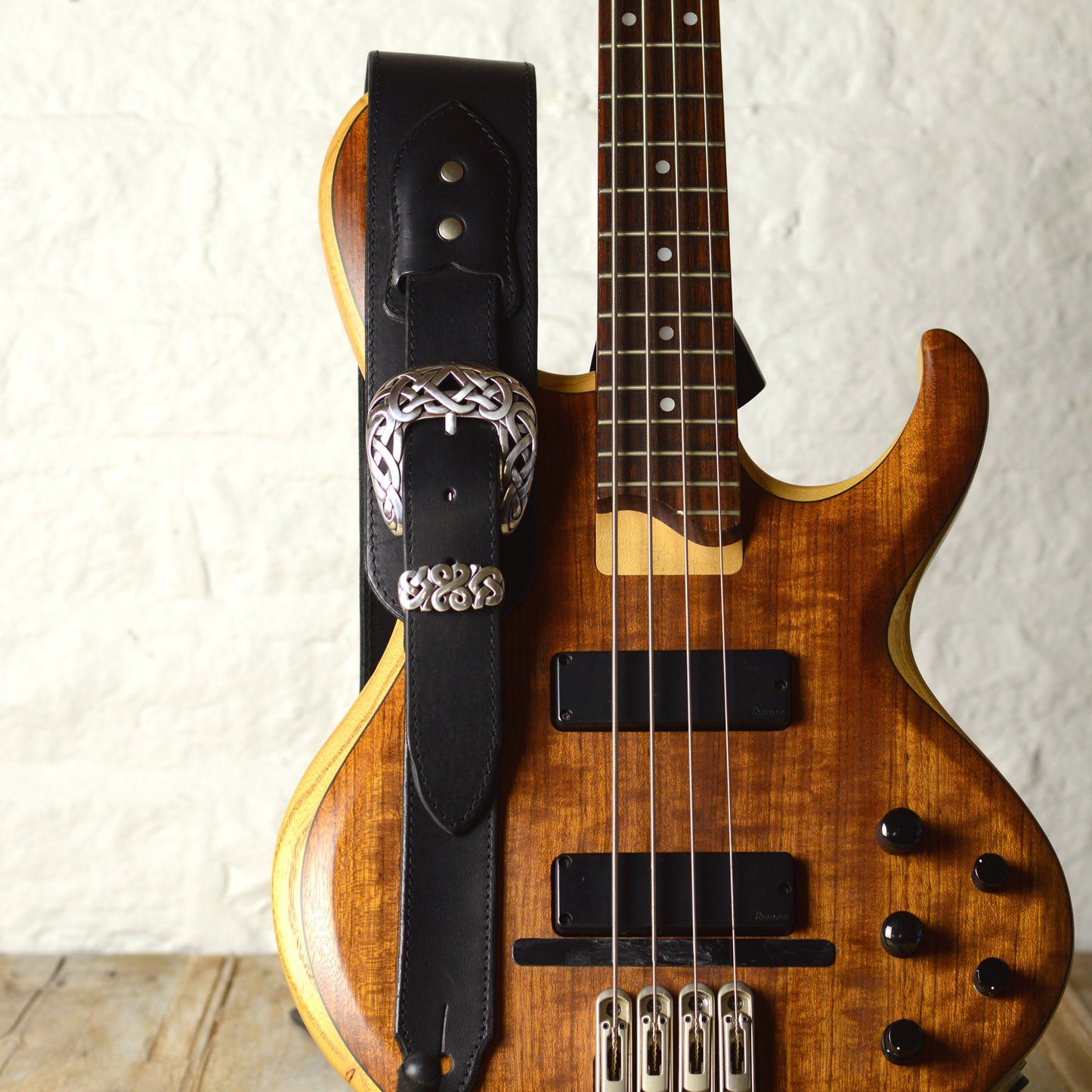 BS79 Guitar Strap With Celtic Buckle