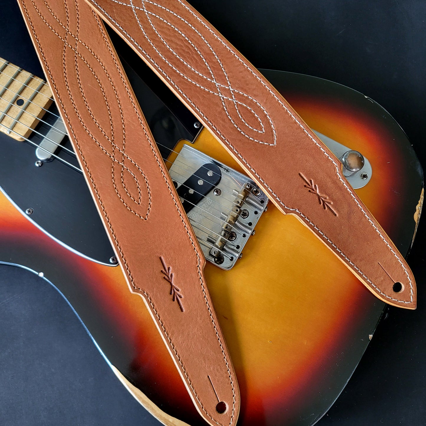 GS51 Solid Leather Guitar Strap