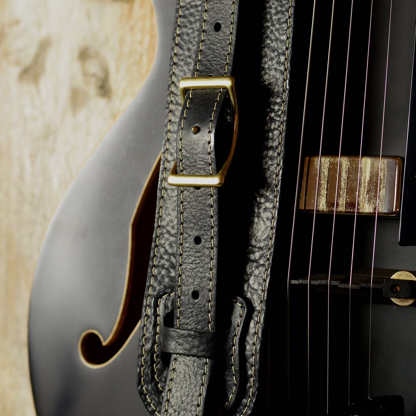 GS56 Conway Guitar Strap