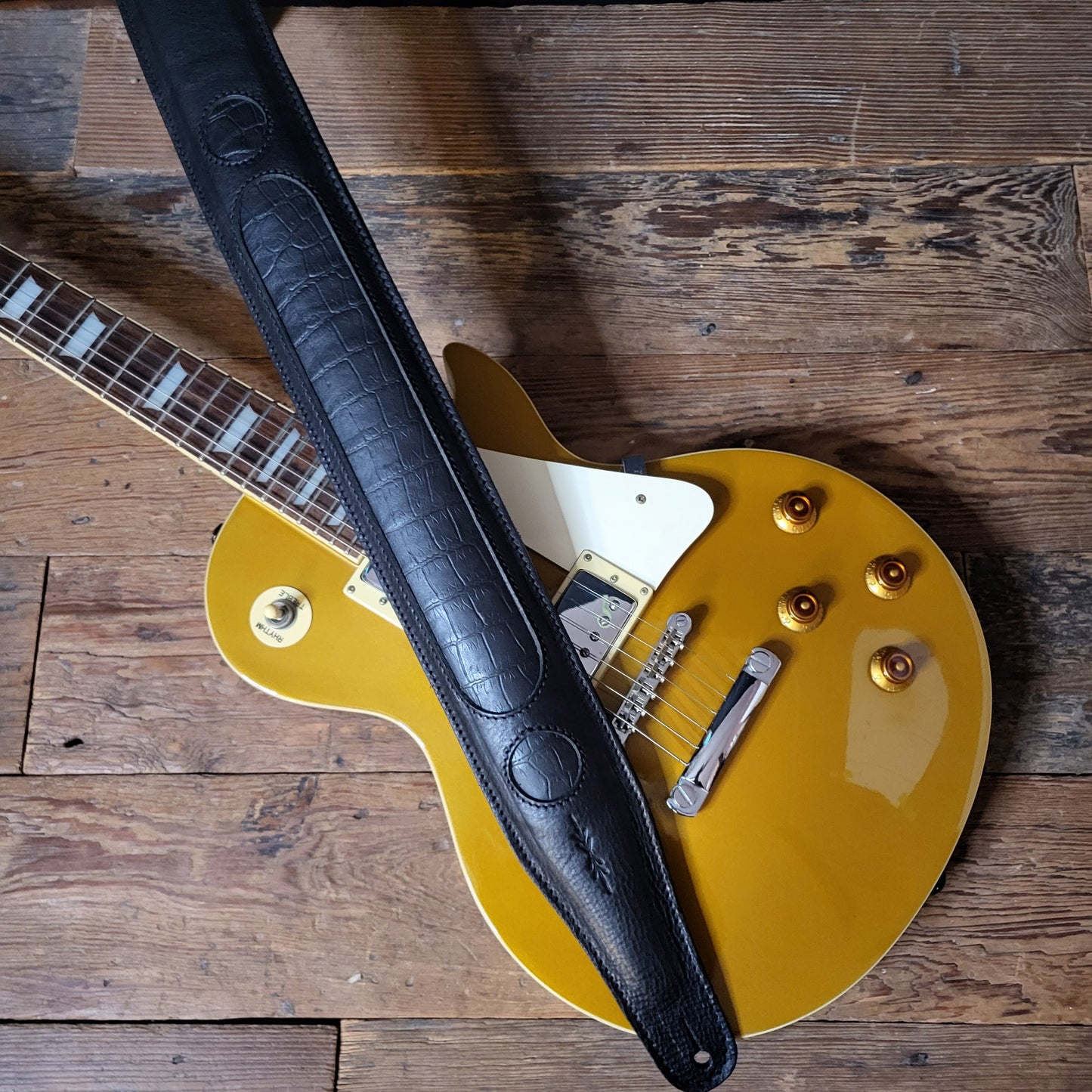 GS58 Cutaway Guitar Strap