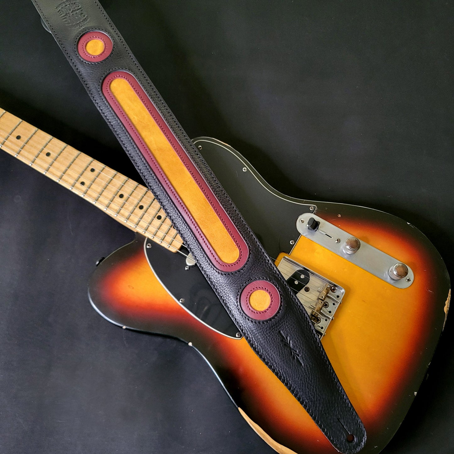 GS58T Triple Colour Guitar Strap