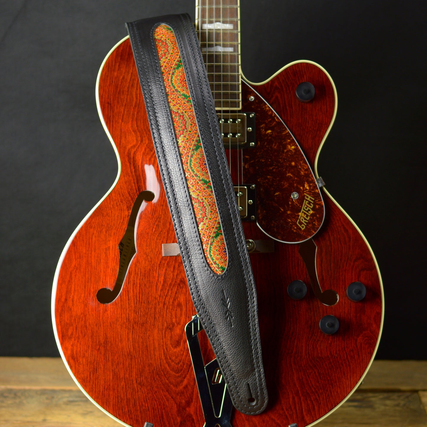 GS90 Cutaway Guitar Strap