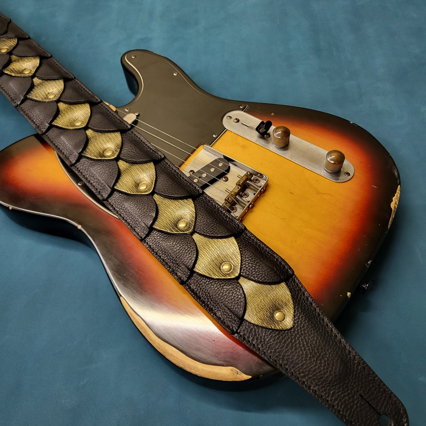 GS92 DragonSkin Guitar Strap