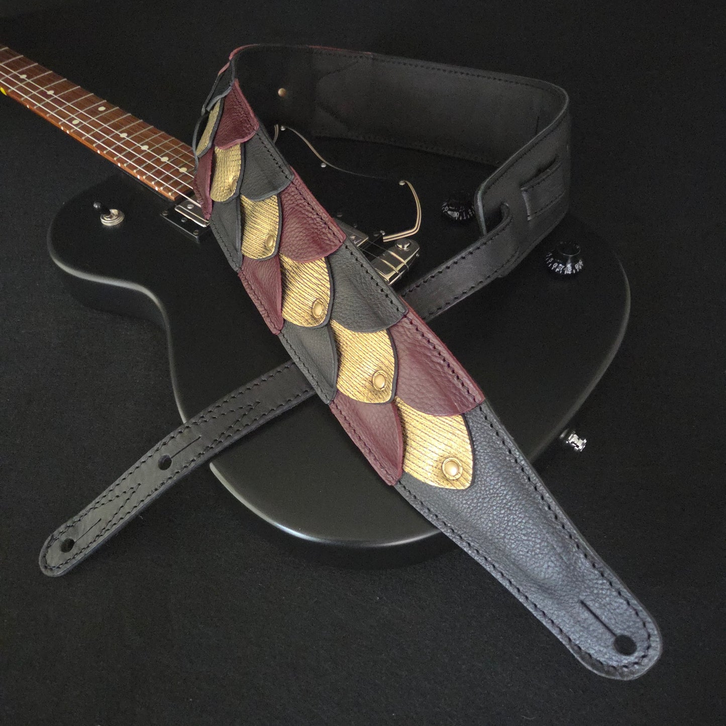 GS92 DragonSkin Guitar Strap