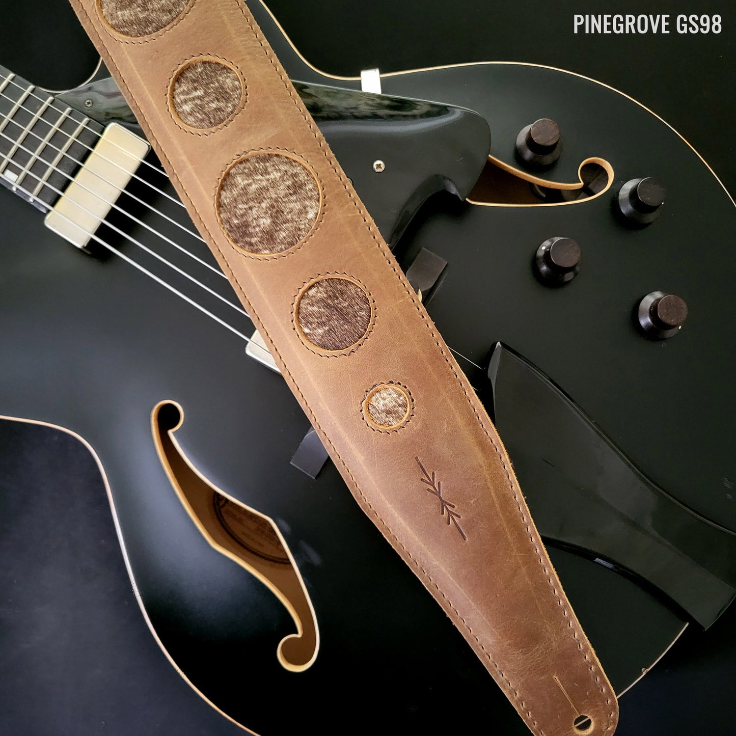 GS98 'Old Cowhand' Leather Guitar Strap - Tan Relic