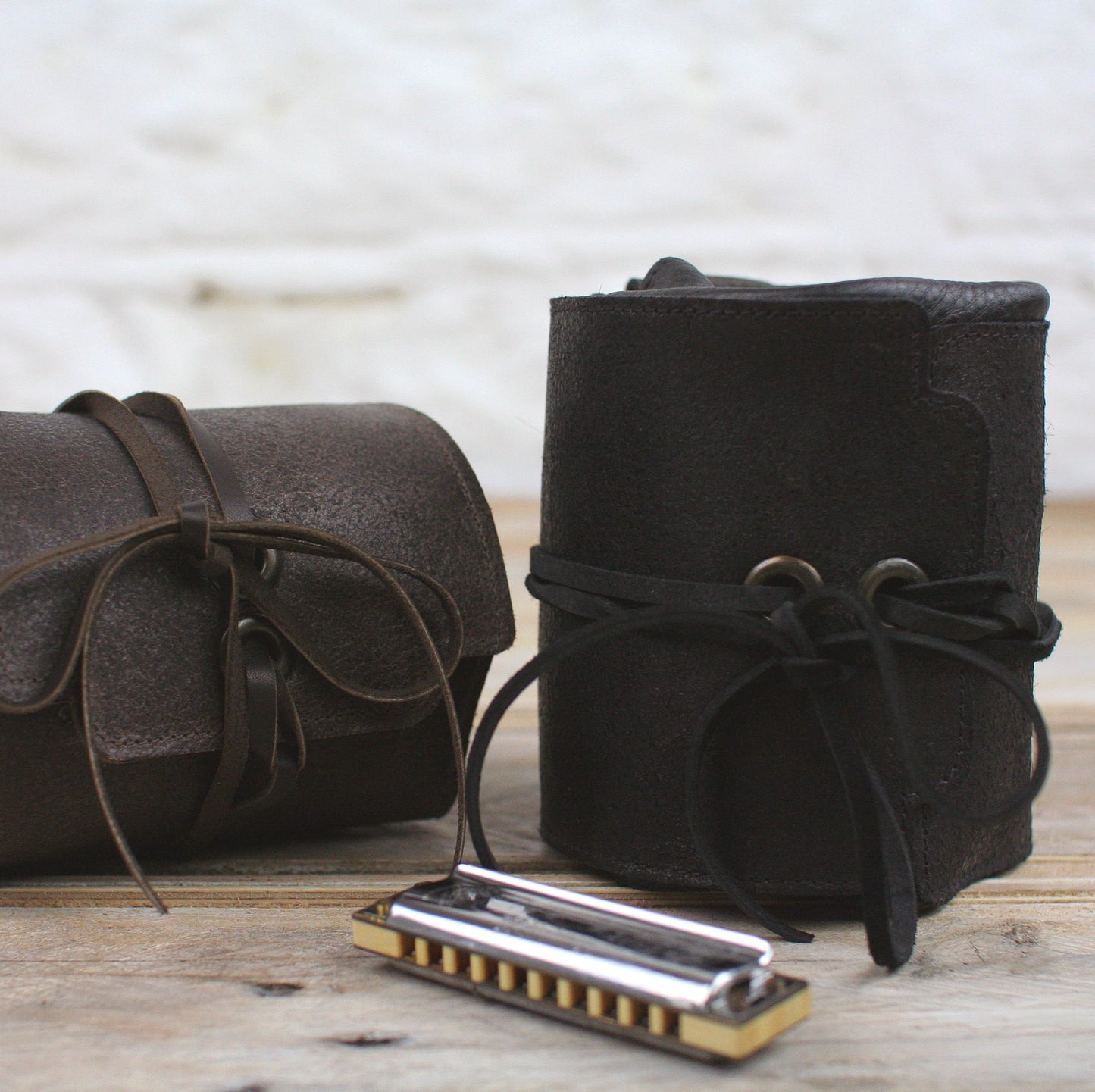 Straight-8 Leather Harmonica Case