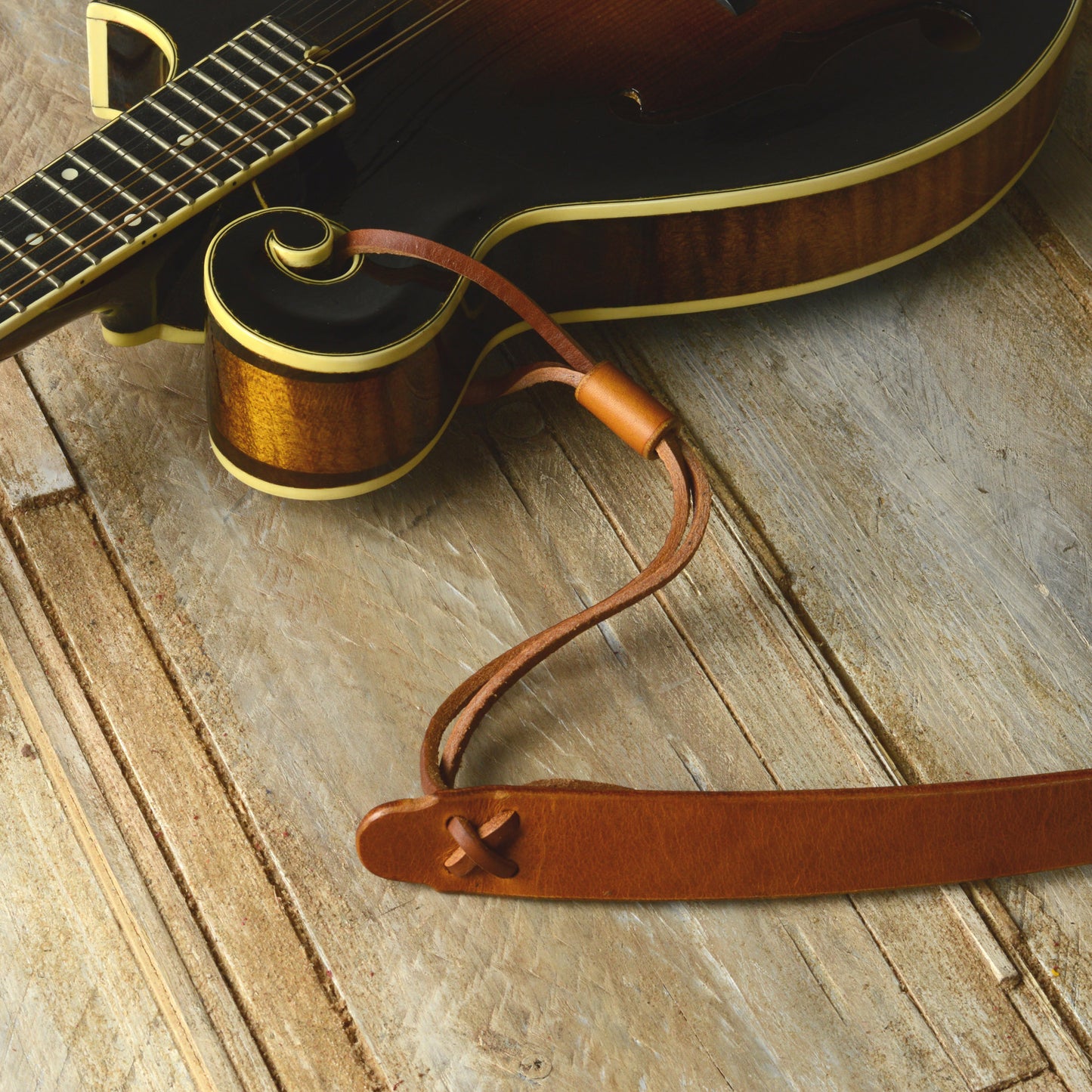 MS50 Leather Mandolin Strap