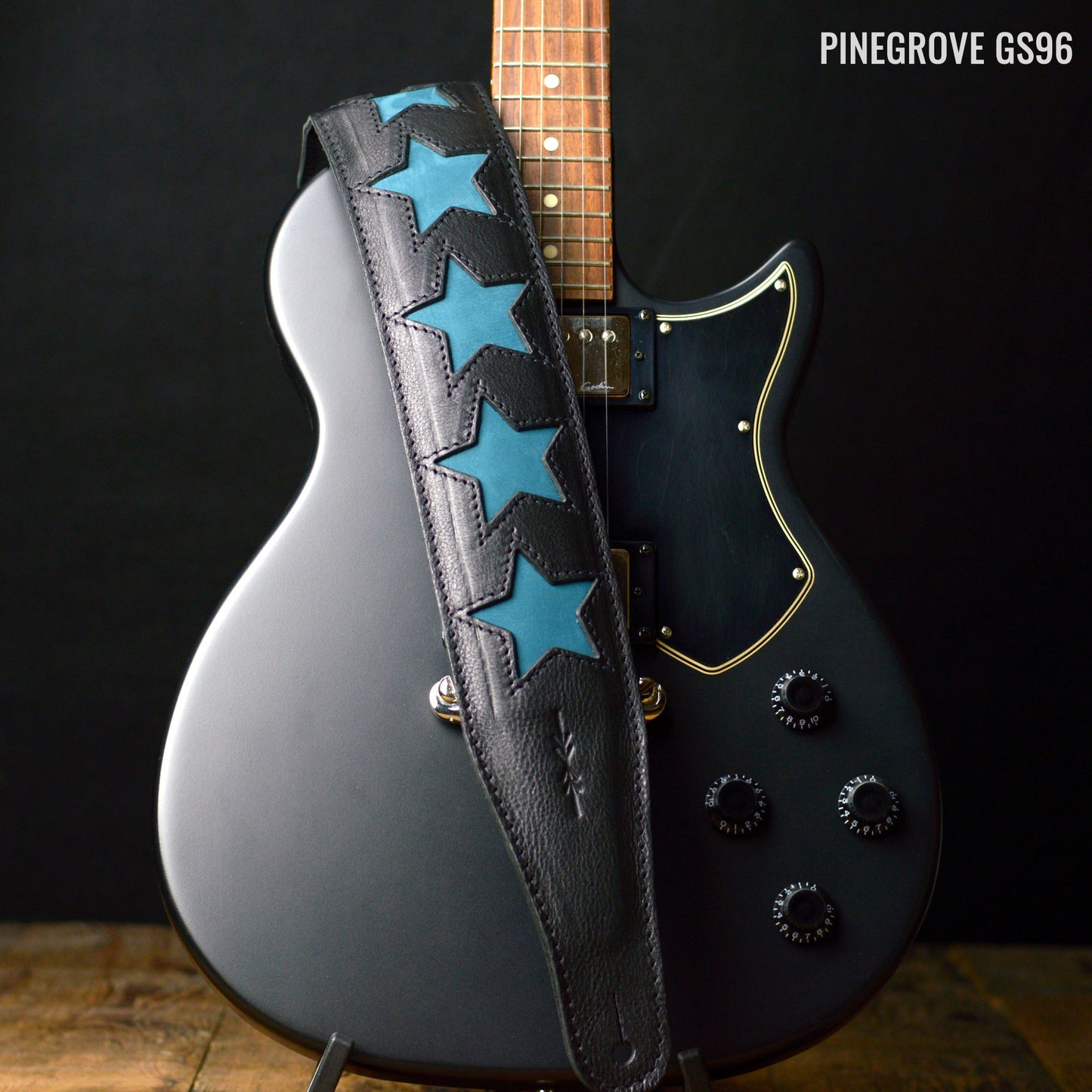 GS96 Leather Guitar Strap With Stars