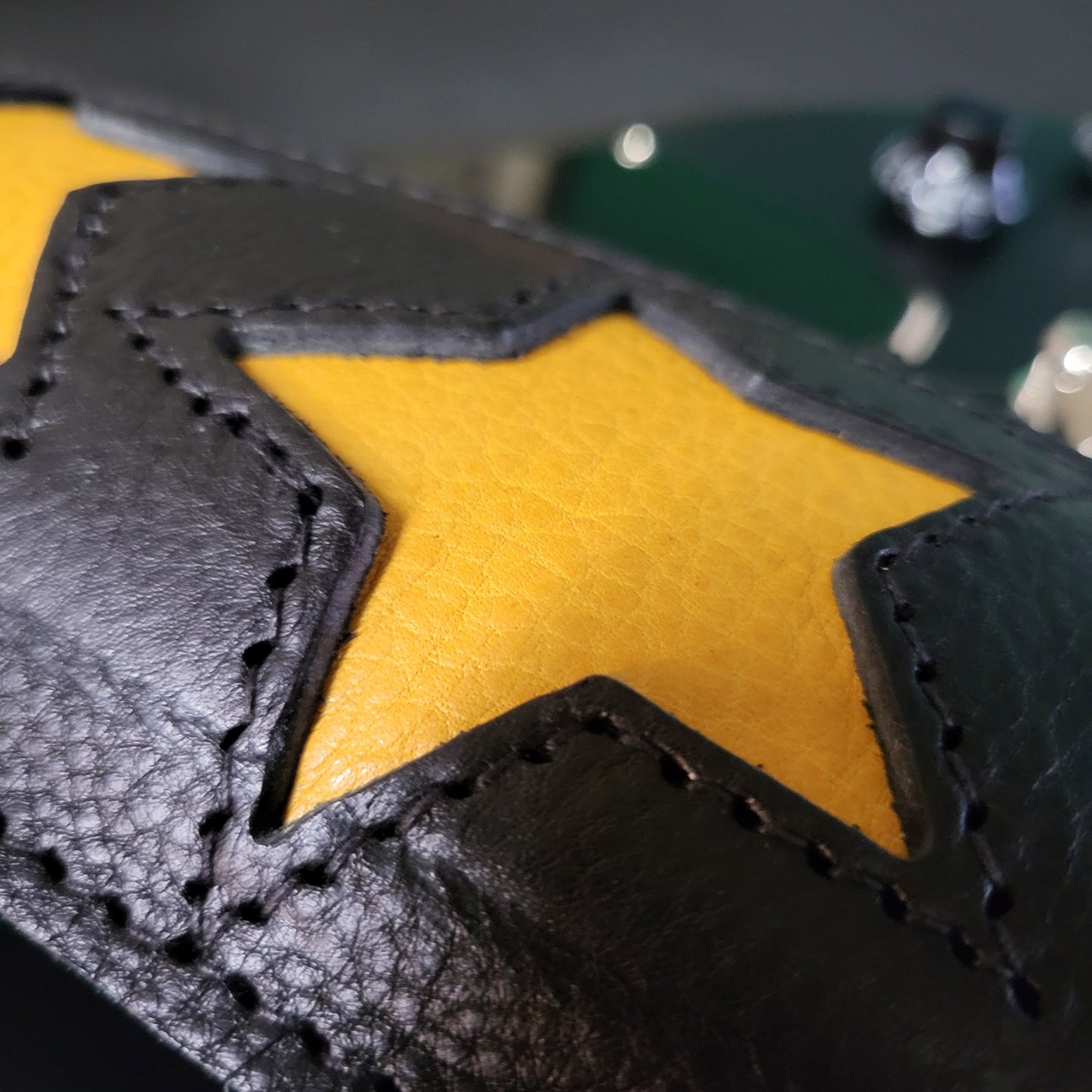 GS96 Leather Guitar Strap With Stars