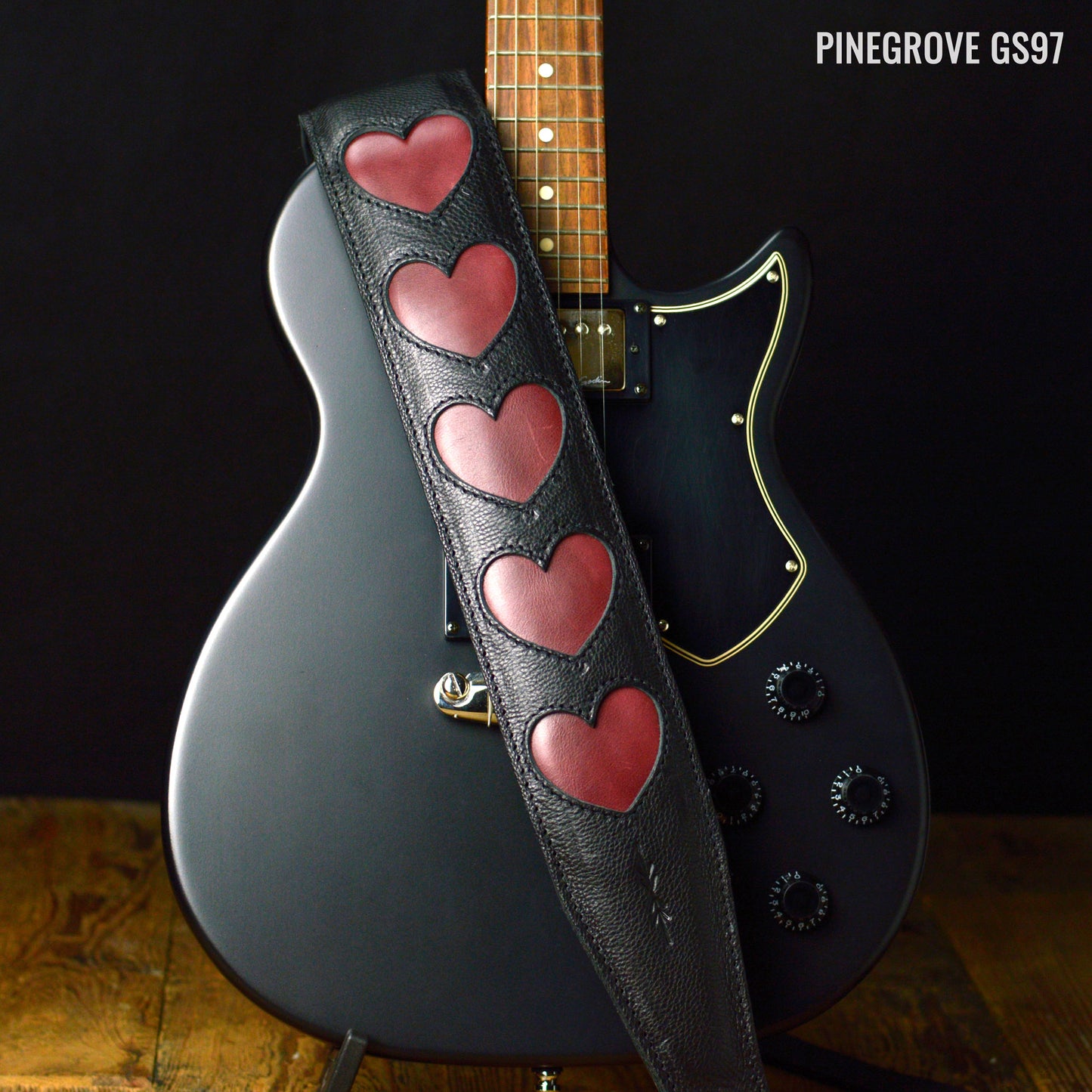GS97 Leather Guitar Strap With Hearts