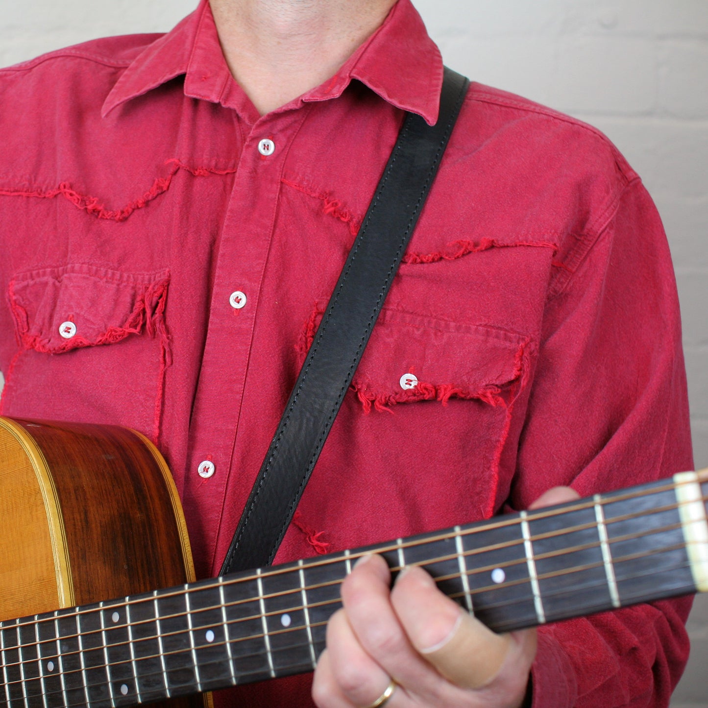 GS55 Slim Leather Guitar Strap